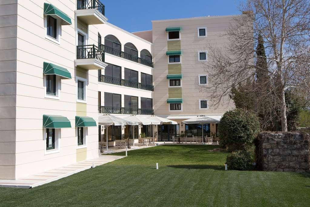 Ramada By Wyndham, Athens Club Attica Riviera Hotel Nea Makri Exterior photo