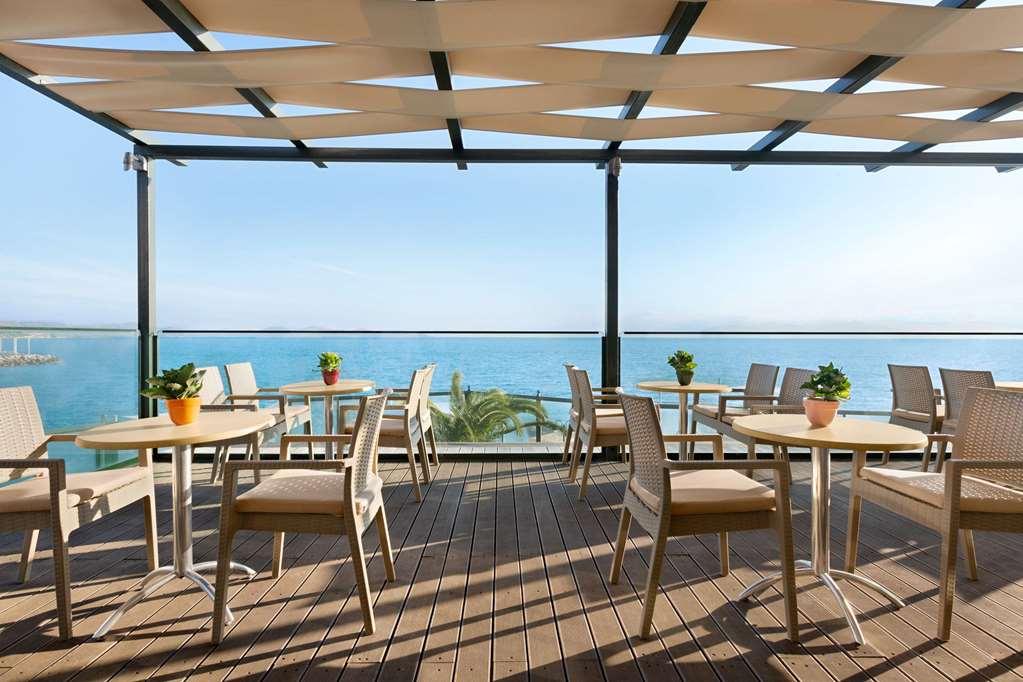 Ramada By Wyndham, Athens Club Attica Riviera Hotel Nea Makri Restaurant photo